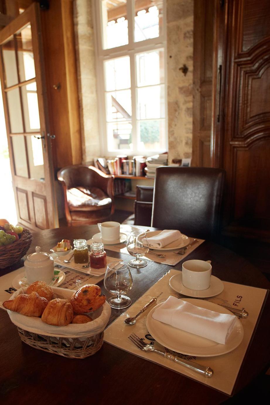 ボーヌ シェ レ ファティアン Bed & Breakfast エクステリア 写真