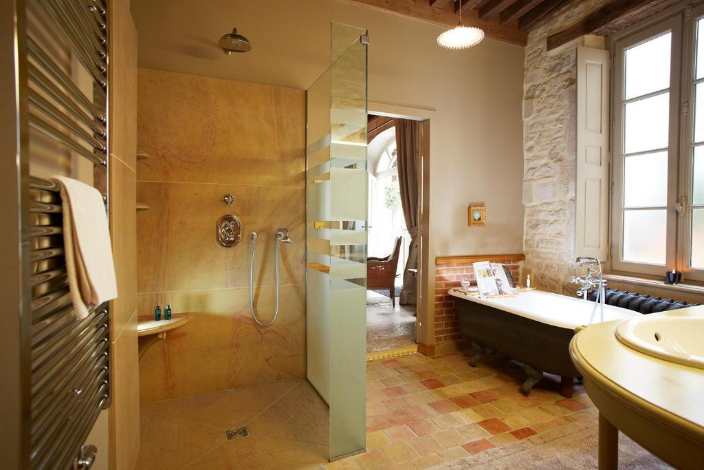 ボーヌ シェ レ ファティアン Bed & Breakfast 部屋 写真